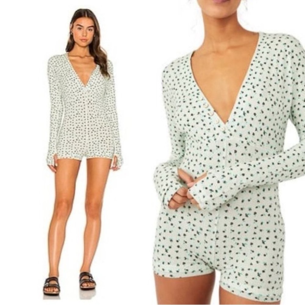 🌿 FREE PEOPLE Sage Green Sleep In Floral Longsleeve Romper 🌿